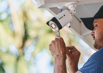 Sistema de monitoramento reforça segurança na Rede Municipal de Ensino de Biguaçu