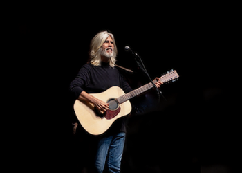 Oswaldo Montenegro se apresenta na Arena Opus nesta semana