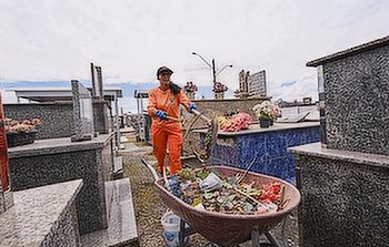 Prefeitura de Biguaçu intensifica preparativos nos cemitérios para o Dia de Finados