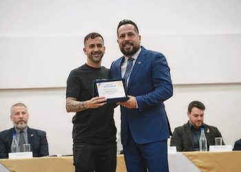 Presidente João Luiz Luz conduz Sessão Especial “Biguaçu Empreendedor – Medalha Jair Coan” e homenageia o empresário Fabiano Dacio Curcio