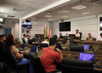 Câmara de São José ouve entidades e representantes da segurança pública sobre o fim da obrigatoriedade de frequentar os Centros de Formação de Condutores