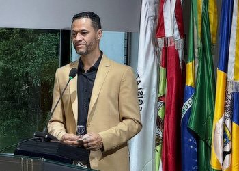 Câmara de Biguaçu homenageia o legado e o ministério do Pastor Michel Simplício