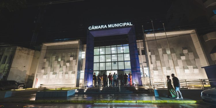 Prefeitura de Biguaçu realiza entrega da nova sede da Câmara Municipal de Vereadores