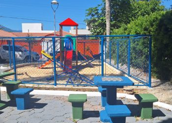 Praça Mário de Mello é revitalizada na Ponta de Baixo e devolvida à comunidade