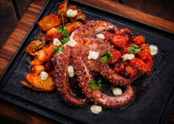 Fazenda Churrascada na Praia Brava anuncia programação especial para o feriado de Páscoa