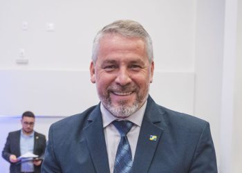 Salmir lança R$ 104 milhões em obras antes da saída para disputar vaga na Alesc