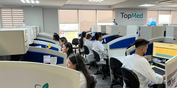 Tele Saúde completa um mês com mais de 4,5 mil atendimentos e alta adesão em São José