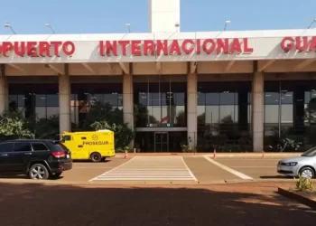 Avião da PROSEGUR cai com milhões de dólares e reais; dinheiro é saqueado